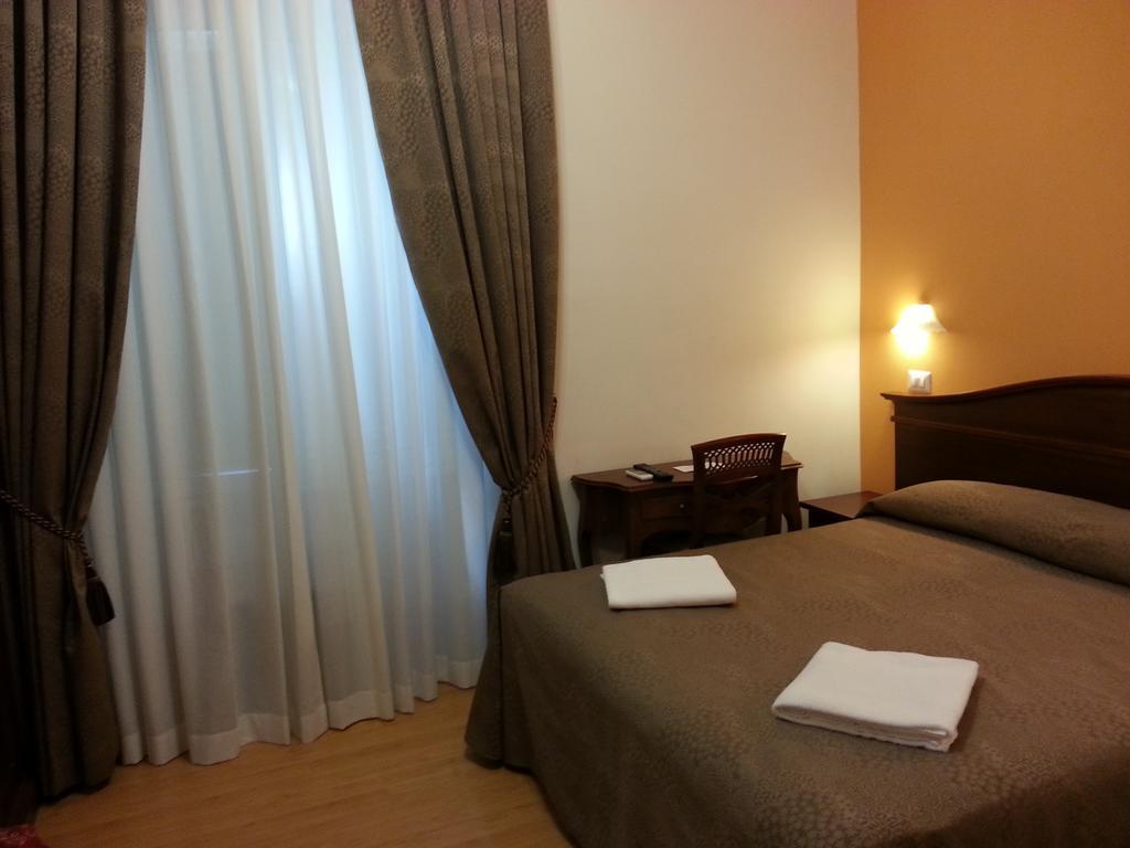 Alex Ii 2* Rome